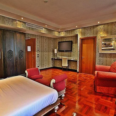 Silver Milano