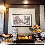 Silver Hotel